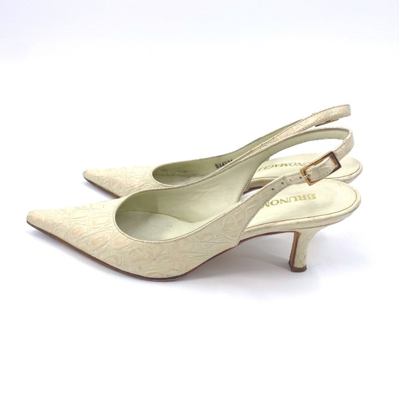 Bruno Magli Slingback Kitten Heels‎ Size 33.5 EU Pointed Toe Dress Shoes Neutral - Picture 1 of 12